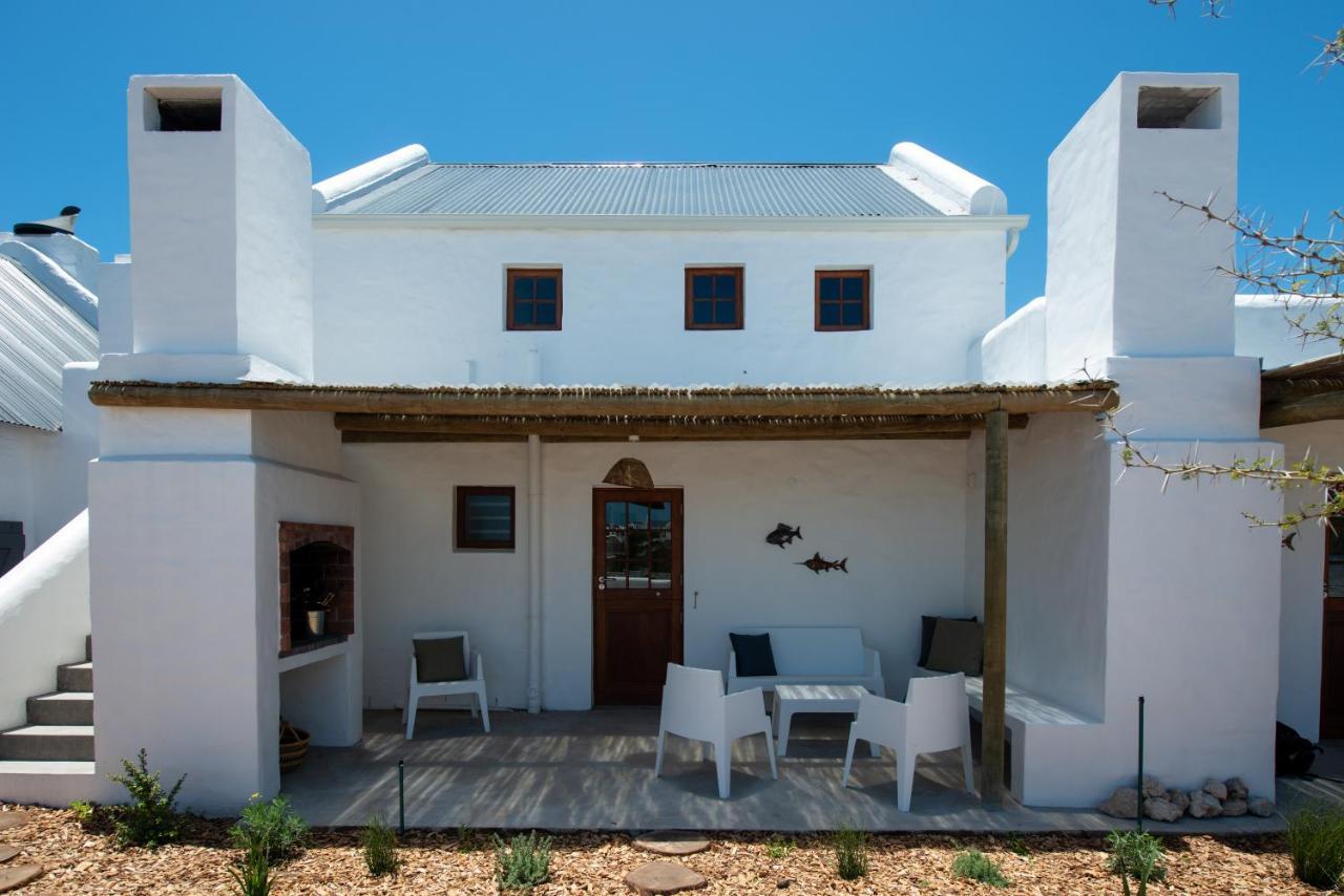 Gonana Studios & Villa Патерностер Екстериор снимка
