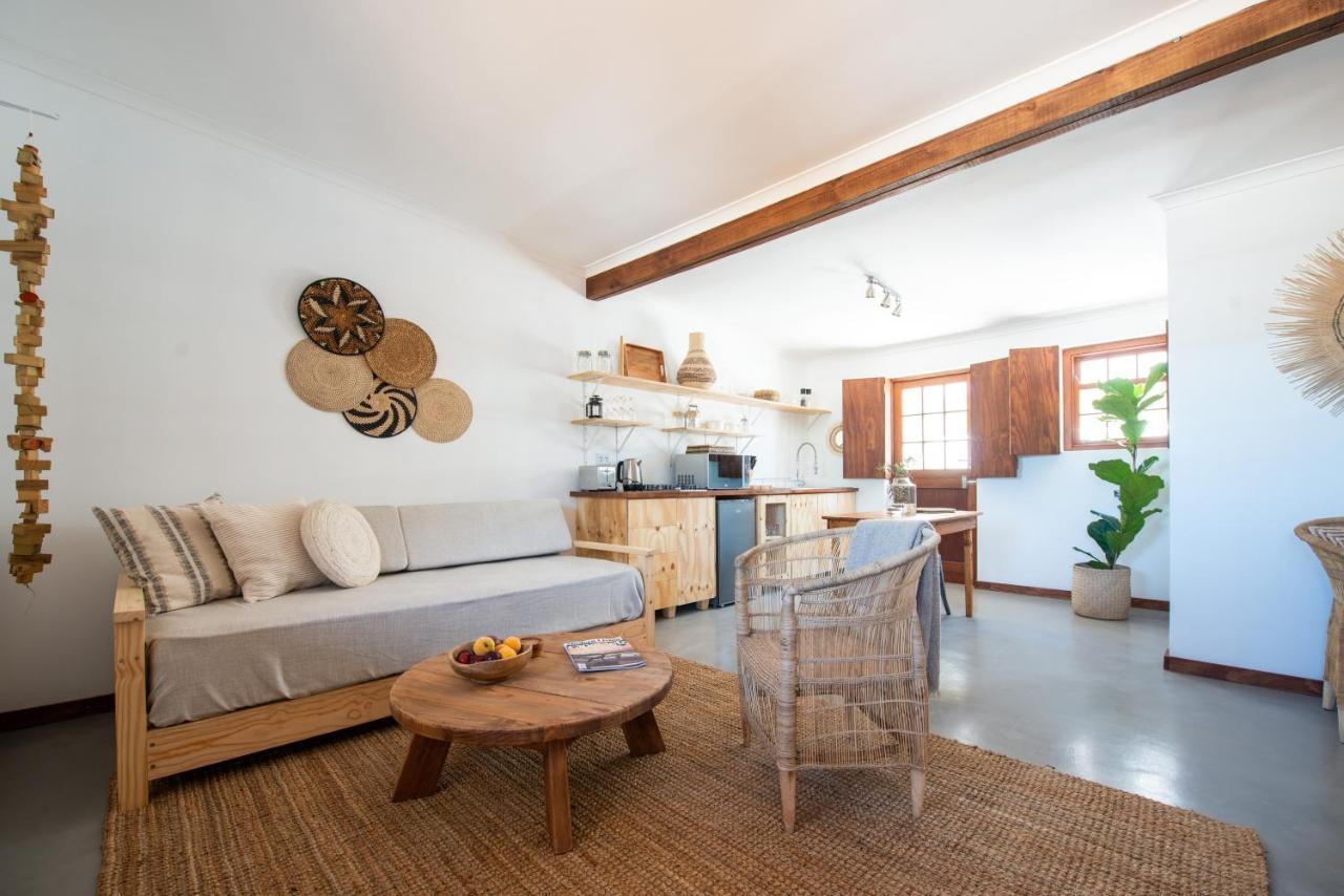 Gonana Studios & Villa Патерностер Екстериор снимка